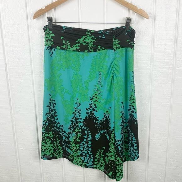 BCBG MaxAzria Pull On Floral Fairy Grunge Turquoise Lightweight Slip Skirt M - Picture 8 of 8